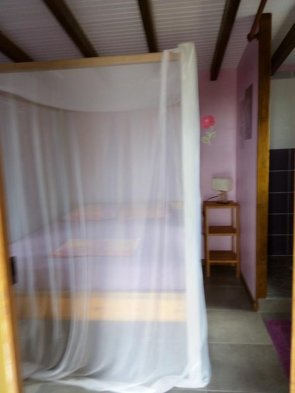 Gites Les Palmiers Буйант Экстерьер фото